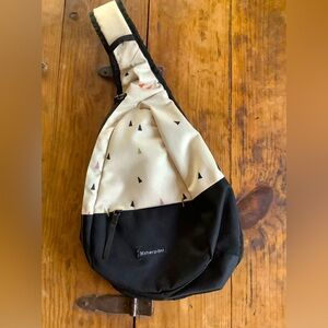Sherpani Esprit Cross Body